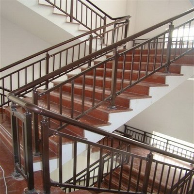 建筑材料、裝修裝飾材料、五金、水暖管件、電線、電纜